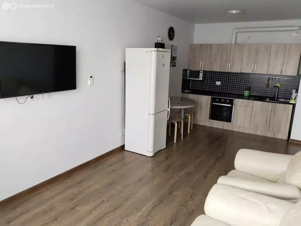 1-комнатная квартира: Тюмень, улица Тимофея Чаркова, 87 (44.4 м) - Фото 2