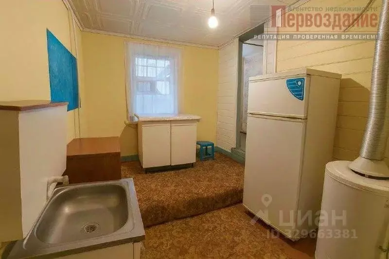 Дом в Астраханская область, Астрахань Владимировская ул., 63 (42 м) - Фото 2
