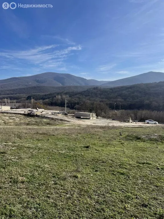 Участок в Белогорский район, Земляничненское сельское поселение, село ... - Фото 2