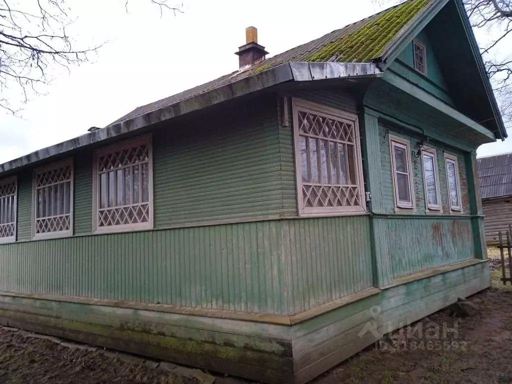 Дом в Новгородская область, Маловишерский район, Бургинское с/пос, д. ... - Фото 1
