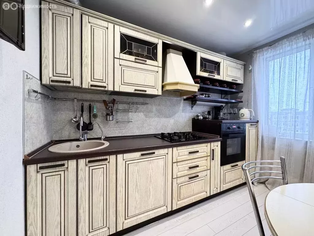 3-комнатная квартира: Киров, улица Маршала И.С. Конева, 13 (63.4 м) - Фото 1