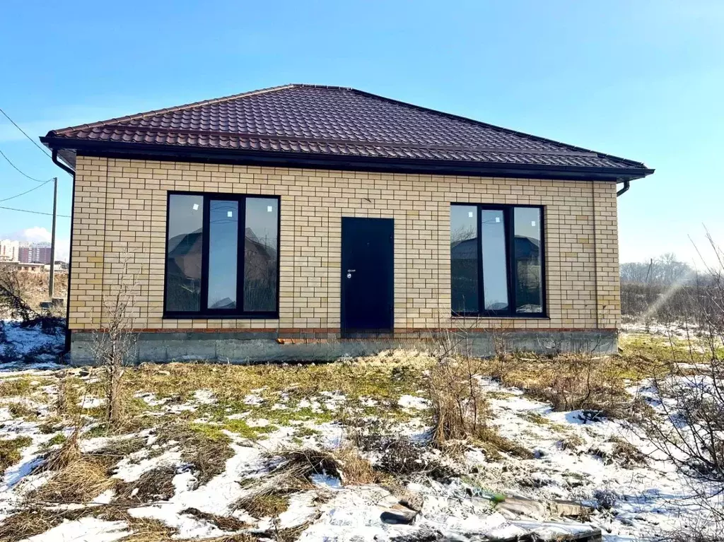 Коттедж в Адыгея, Тахтамукайский район, Энем пгт ул. Седина (100 м) - Фото 1