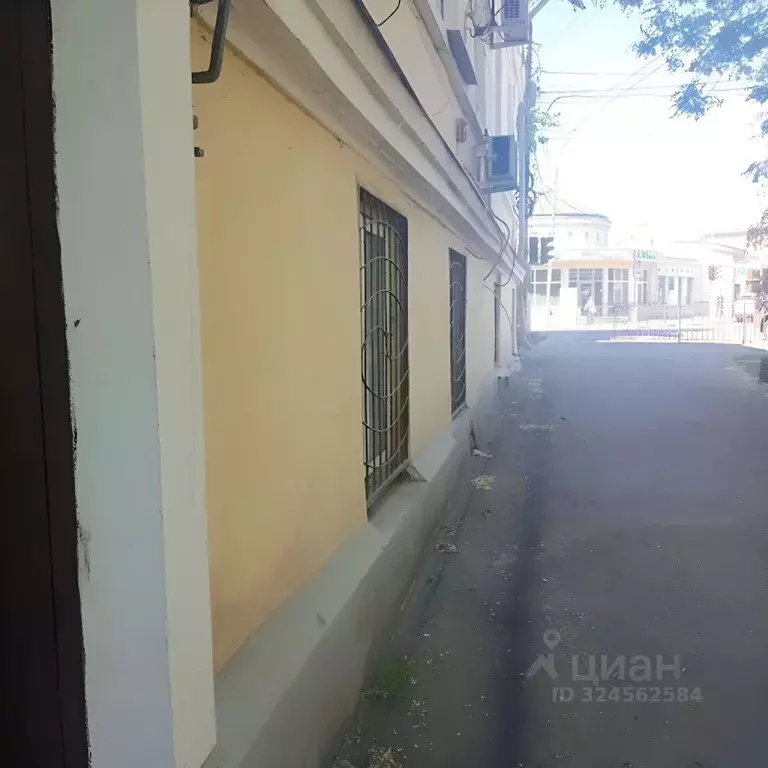 Офис в Ростовская область, Таганрог Александровская ул., 63 (50 м) - Фото 1