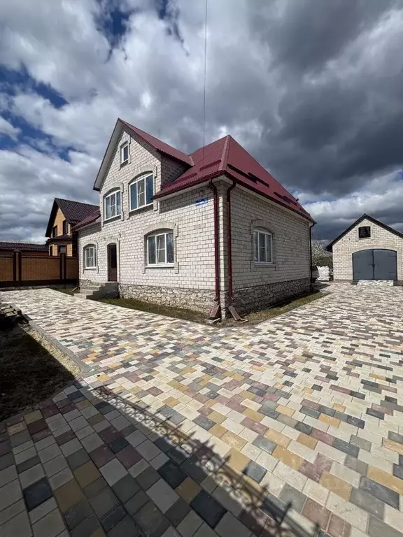 Дом в Воронежская область, Богучар ул. Виноградова, 32 (220 м) - Фото 2