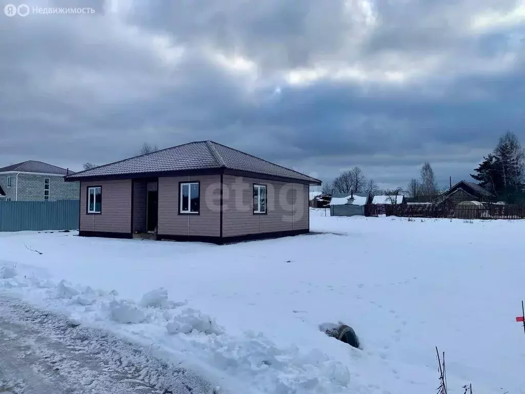 Дом в Тверская область, Калининский муниципальный округ, деревня ... - Фото 0