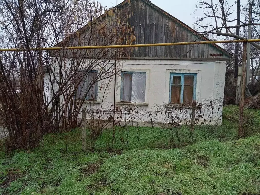 Дом в Крым, Бахчисарайский район, Куйбышевское с/пос, с. Танковое ул. ... - Фото 1