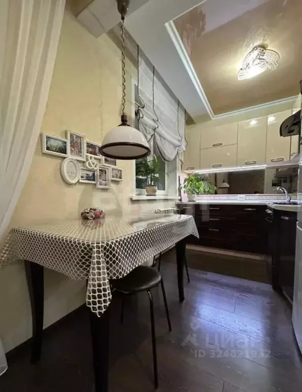 1-к кв. Татарстан, Казань ул. Батыршина, 40к2 (31.4 м) - Фото 1