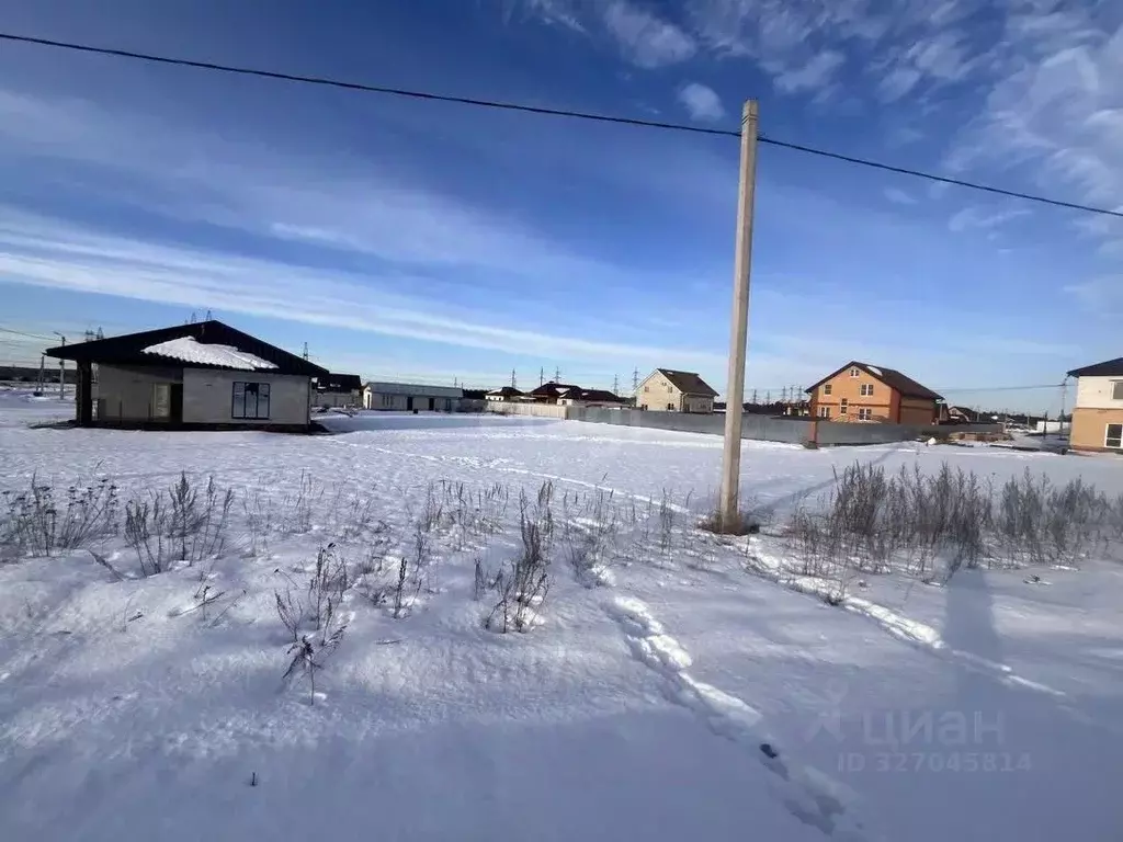 Участок в Белгородская область, Старый Оскол ул. Эдуарда Григорьева, ... - Фото 1