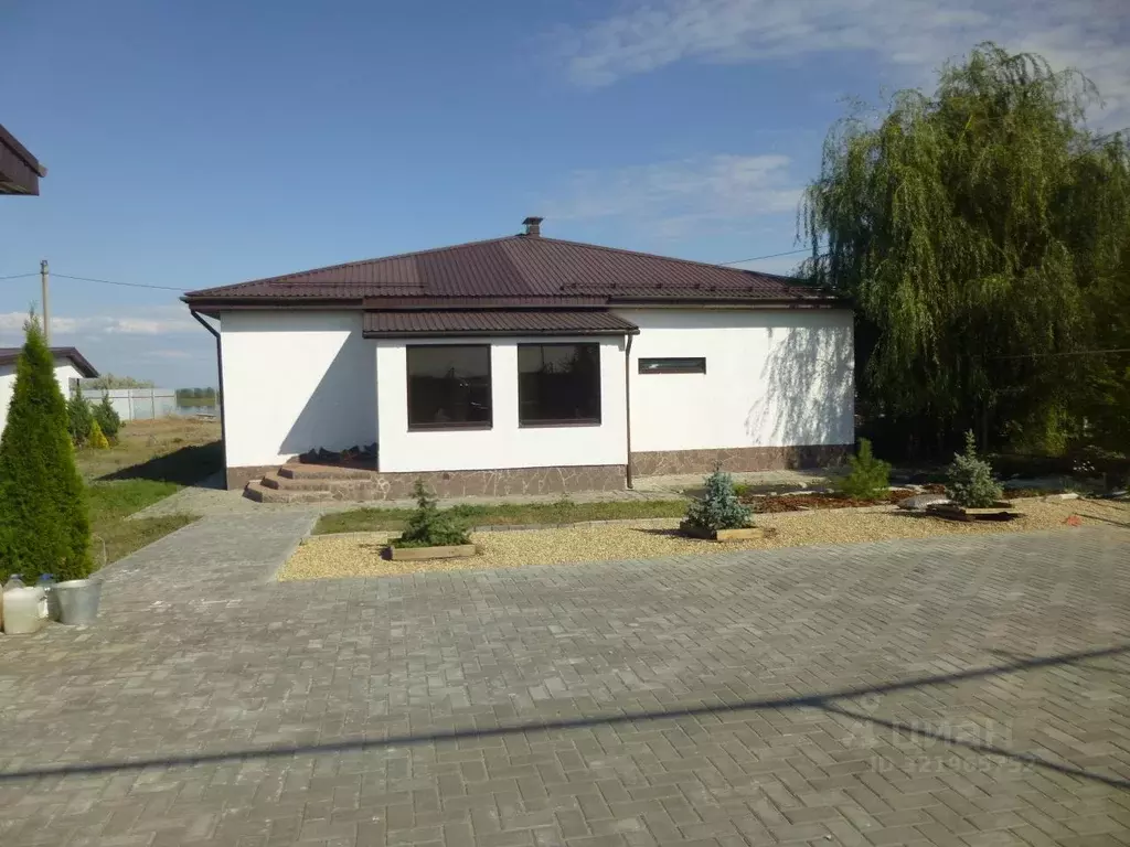 Дом в Саратовская область, пос. Вязовка ул. Береговая, 10 (140 м) - Фото 1