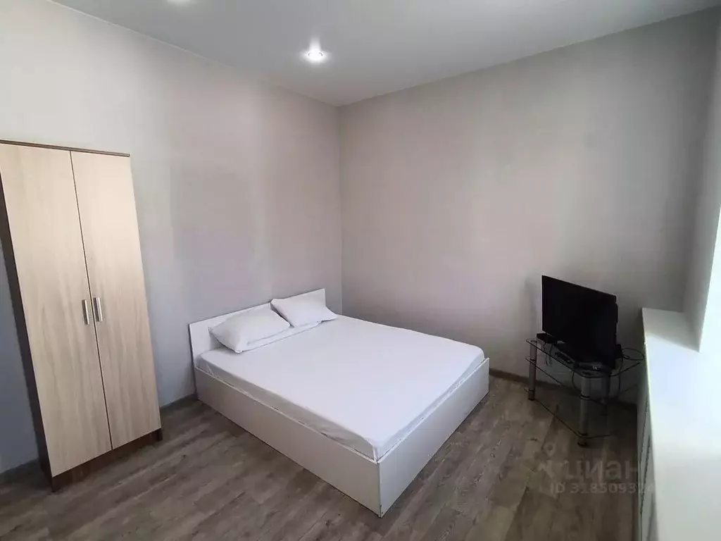 Комната Свердловская область, Екатеринбург ул. Пушкина, 2 (16.0 м) - Фото 0