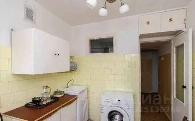 3-к кв. Тюменская область, Тюмень Профсоюзная ул., 92 (50.9 м) - Фото 0