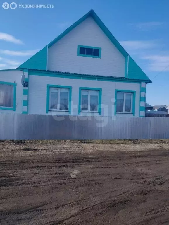 Дом в село Уйское, Заречная улица (77.1 м) - Фото 0