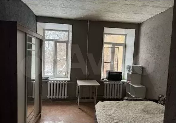 Комната 14 м в 4-к., 2/2 эт. - Фото 1