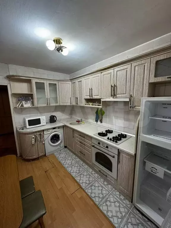 2-к. квартира, 48 м, 6/10 эт. - Фото 0