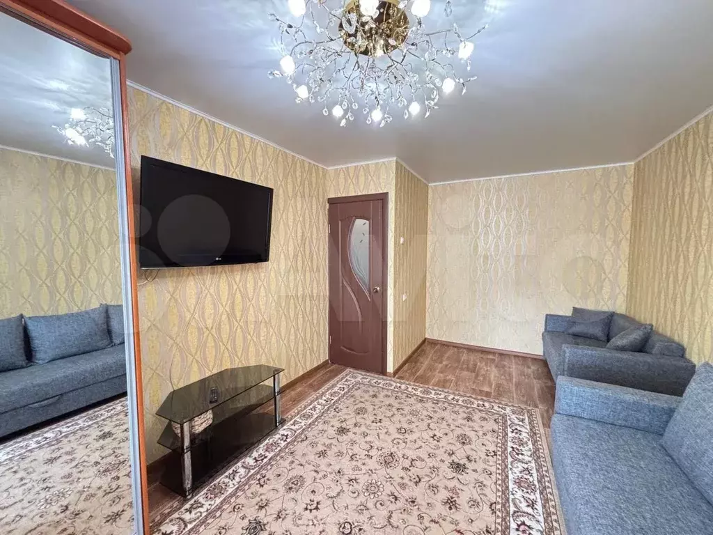 1-к. квартира, 30 м, 5/5 эт. - Фото 1