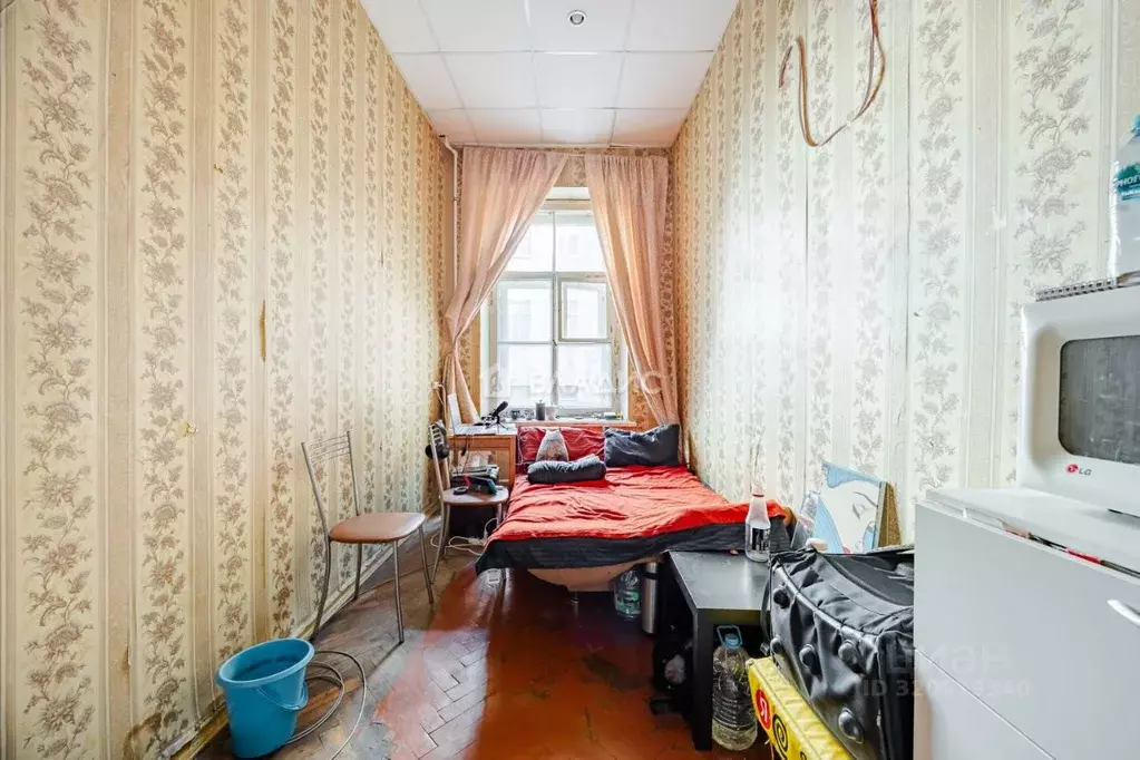 Комната Санкт-Петербург 12-я Васильевского острова линия, 15 (11.0 м) - Фото 1