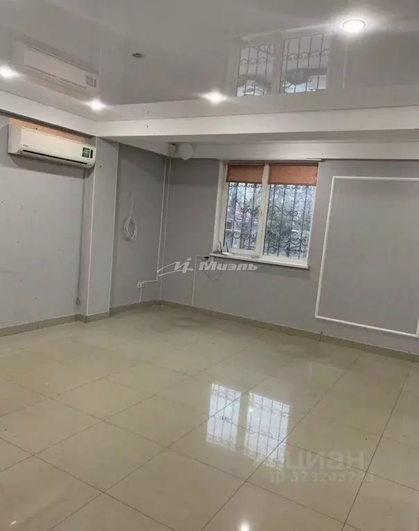 Помещение свободного назначения в Крым, Симферополь ул. Училищная, 22 ... - Фото 2