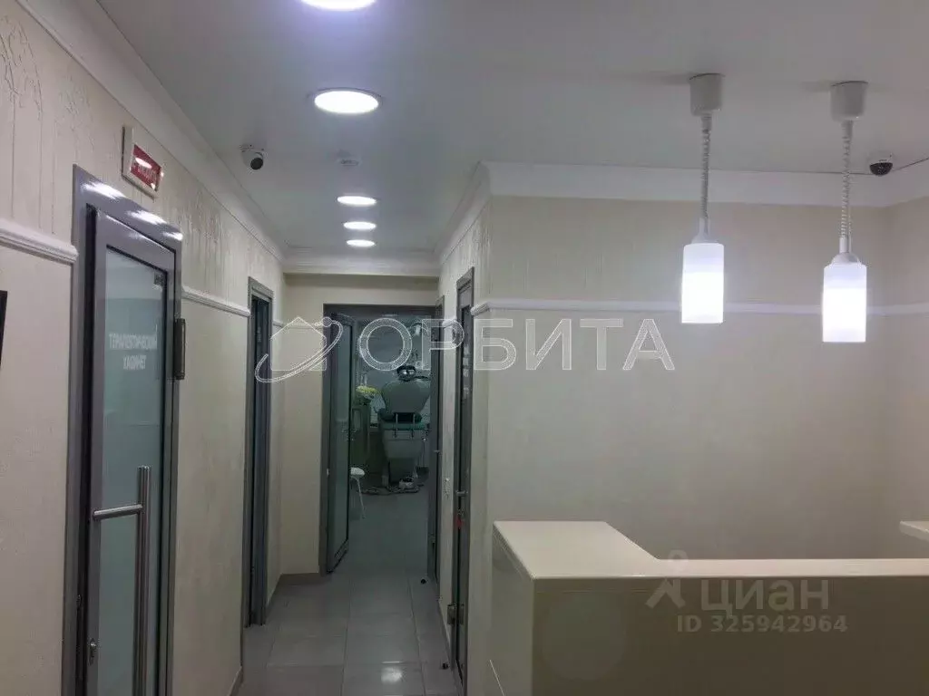 Помещение свободного назначения в Тюменская область, Тюмень ул. ... - Фото 2