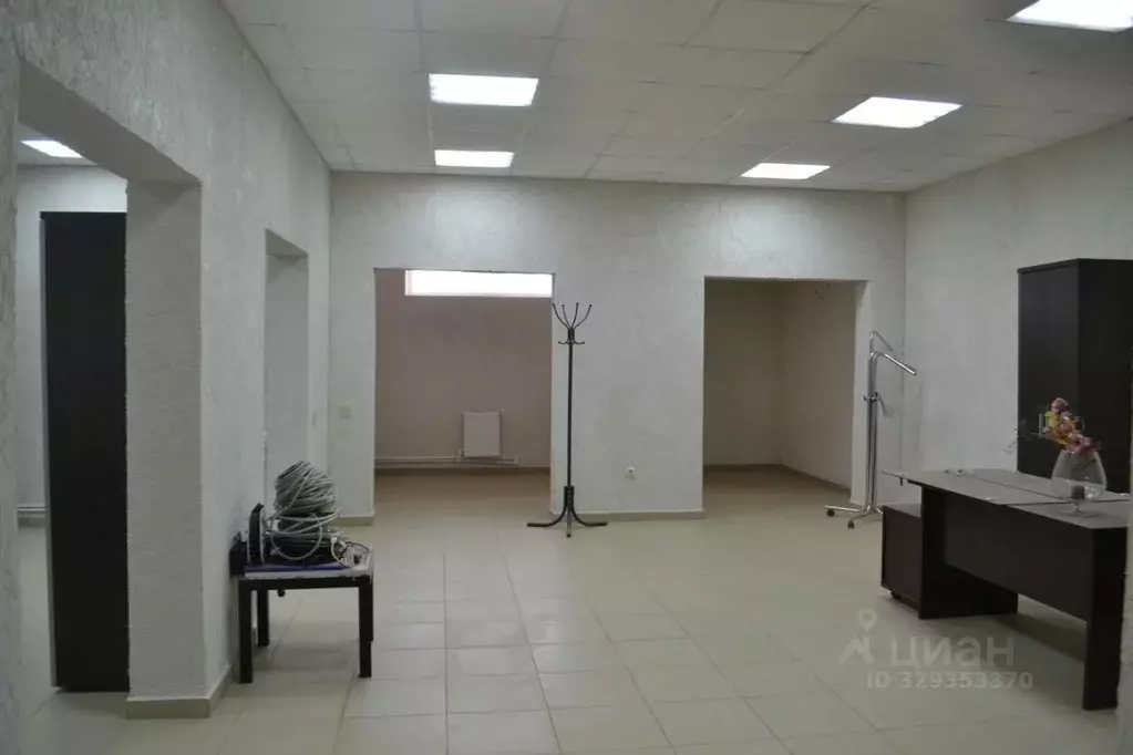 Помещение свободного назначения в Ростовская область, Волгодонск ул. ... - Фото 2