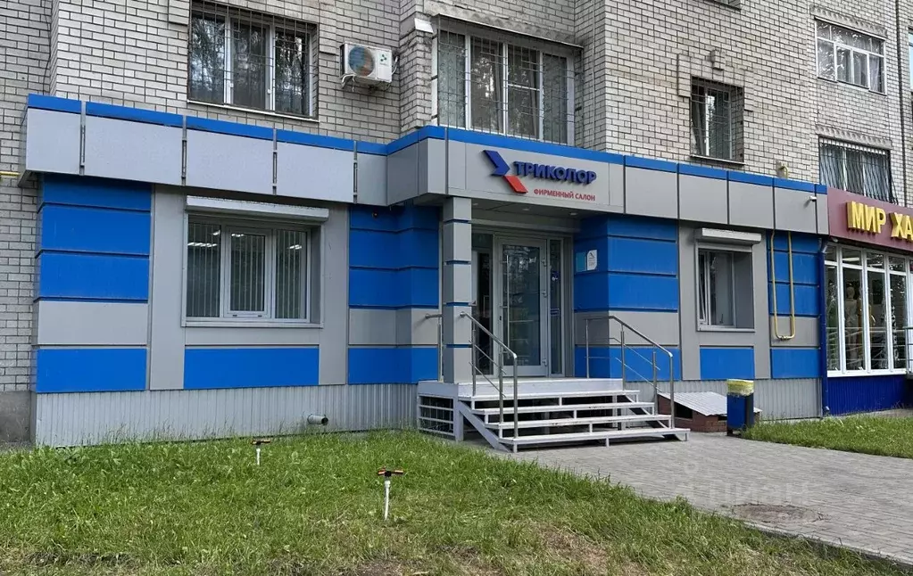 Торговая площадь в Саратовская область, Энгельс просп. Фридриха ... - Фото 1