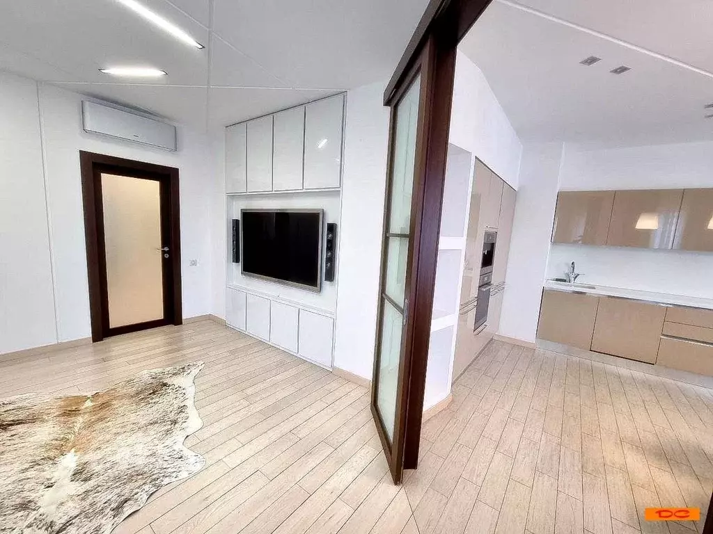 4-к кв. Новосибирская область, Новосибирск ул. Кирова, 44/2 (140.0 м) - Фото 1