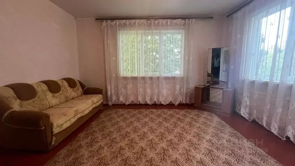 Дом в Краснодарский край, Лабинск проезд Демьяна Бедного (150 м) - Фото 0