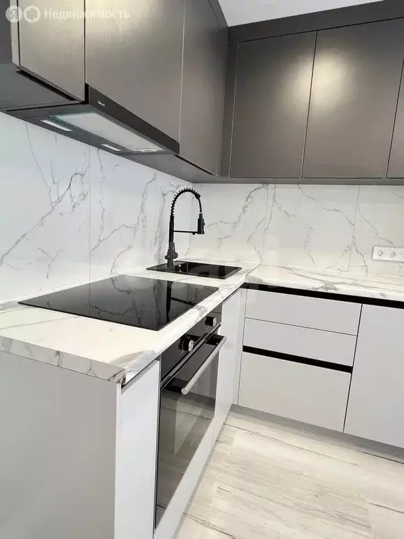 1-комнатная квартира: Саратов, Лунная улица, 25Б (45 м) - Фото 1
