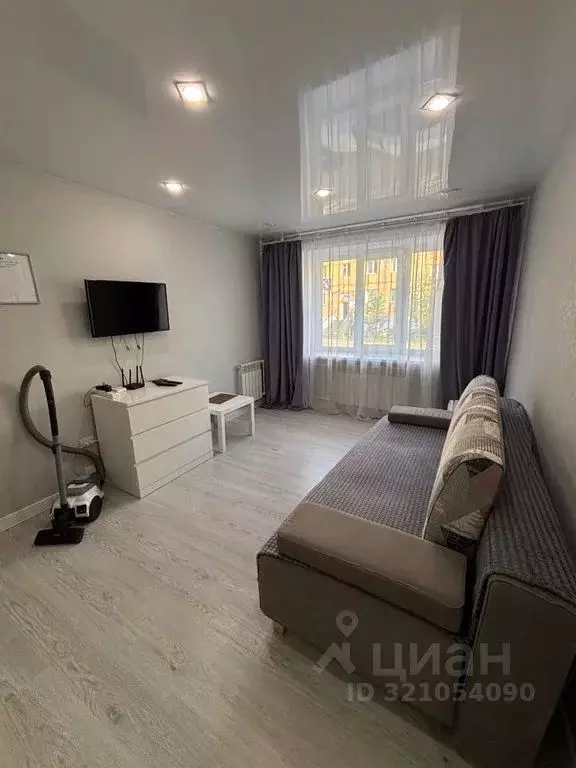 1-к кв. Саха (Якутия), Мирный Ленинградский просп., 25А (30.0 м) - Фото 0