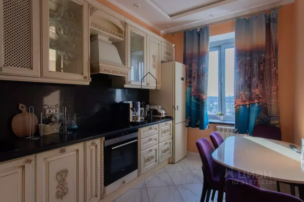 2-к кв. Санкт-Петербург Свердловская наб., 58 (65.0 м) - Фото 0