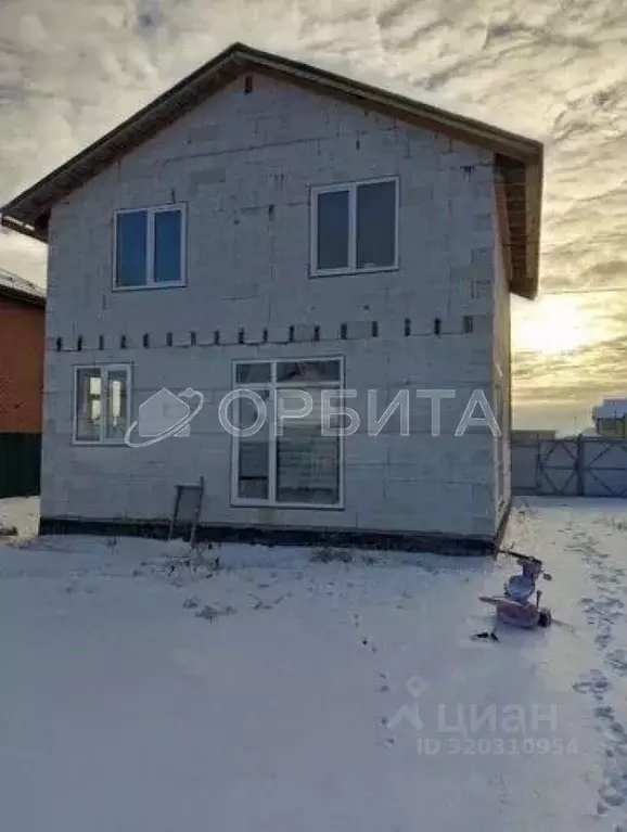 Дом в Тюменская область, Тюменский район, д. Падерина Рябиновая ул. ... - Фото 1