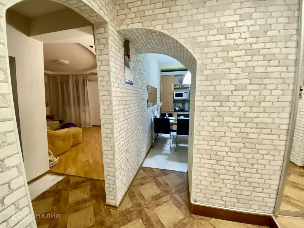 Продаётся 4-к квартира, 90 м - Фото 1