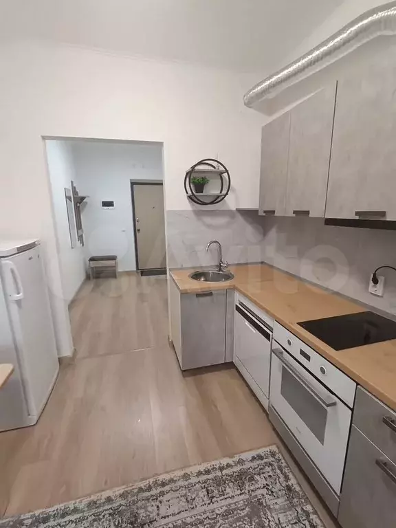 10 и более-к. квартира, 38 м, 10/19 эт. - Фото 0