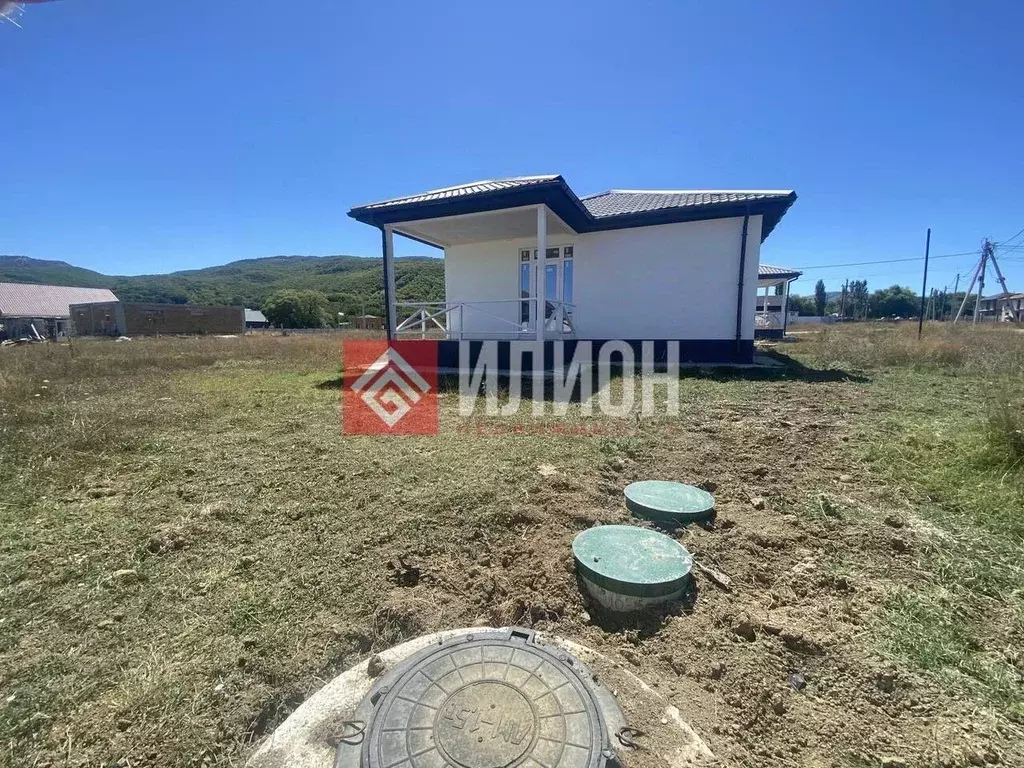 Дом в Севастополь с. Орлиное, ул. Урожайная, 37 (80 м) - Фото 0