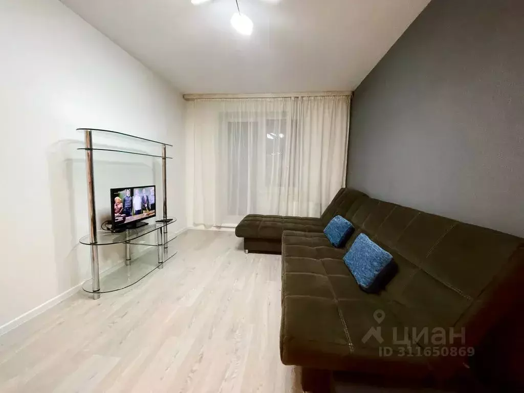 3-к кв. Удмуртия, Ижевск ул. Архитектора П.П. Берша, 22 (75.0 м) - Фото 0