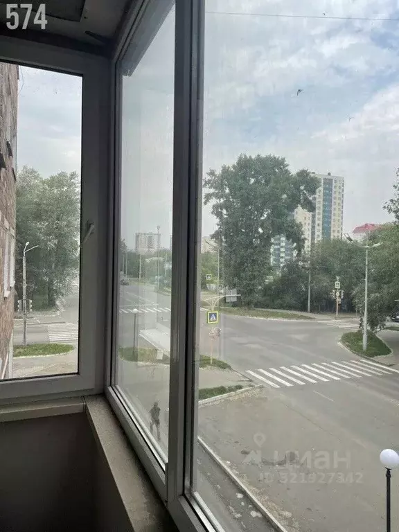 3-к кв. Хакасия, Абакан ул. Чертыгашева, 89 (54.7 м) - Фото 1