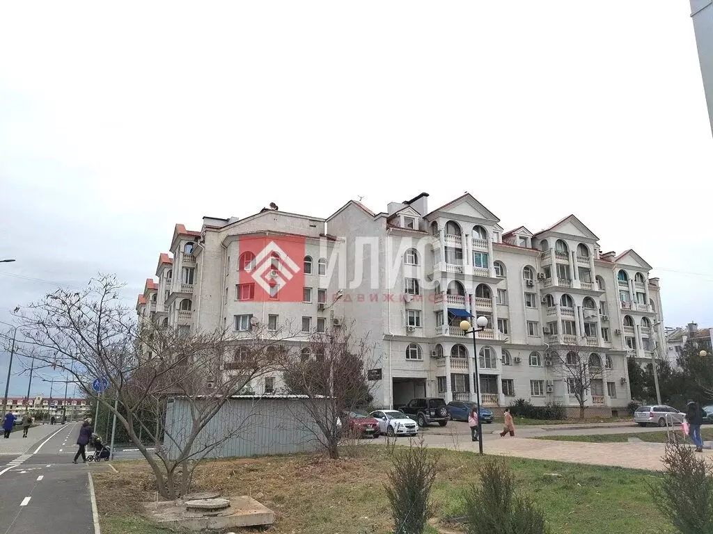 4-комнатная квартира: Севастополь, Античный проспект, 3 (138 м) - Фото 2