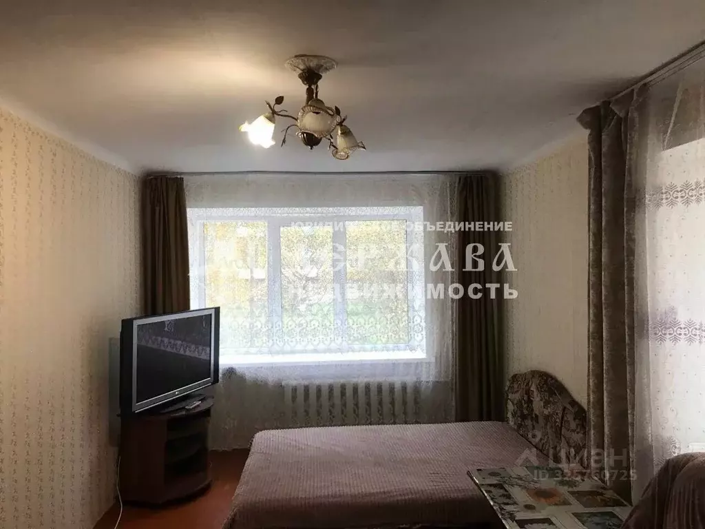 1-к кв. Кемеровская область, Юрга Строительная ул., 41 (30.4 м) - Фото 1