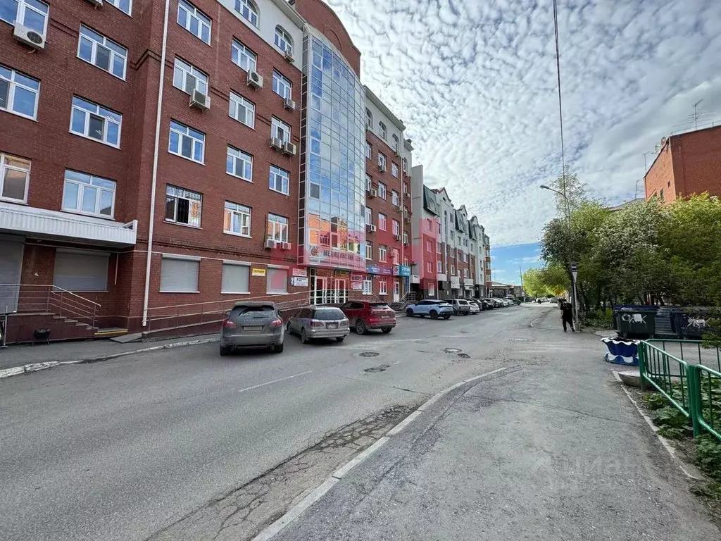 Офис в Тюменская область, Тюмень ул. Урицкого, 16 (232 м) - Фото 1