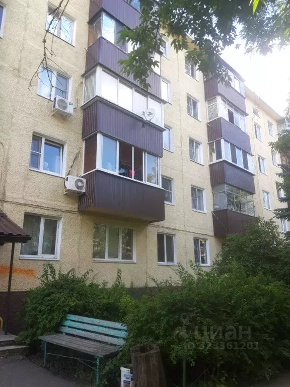 3-к кв. Курская область, Курск Курского завода тракторных запчастей ... - Фото 1