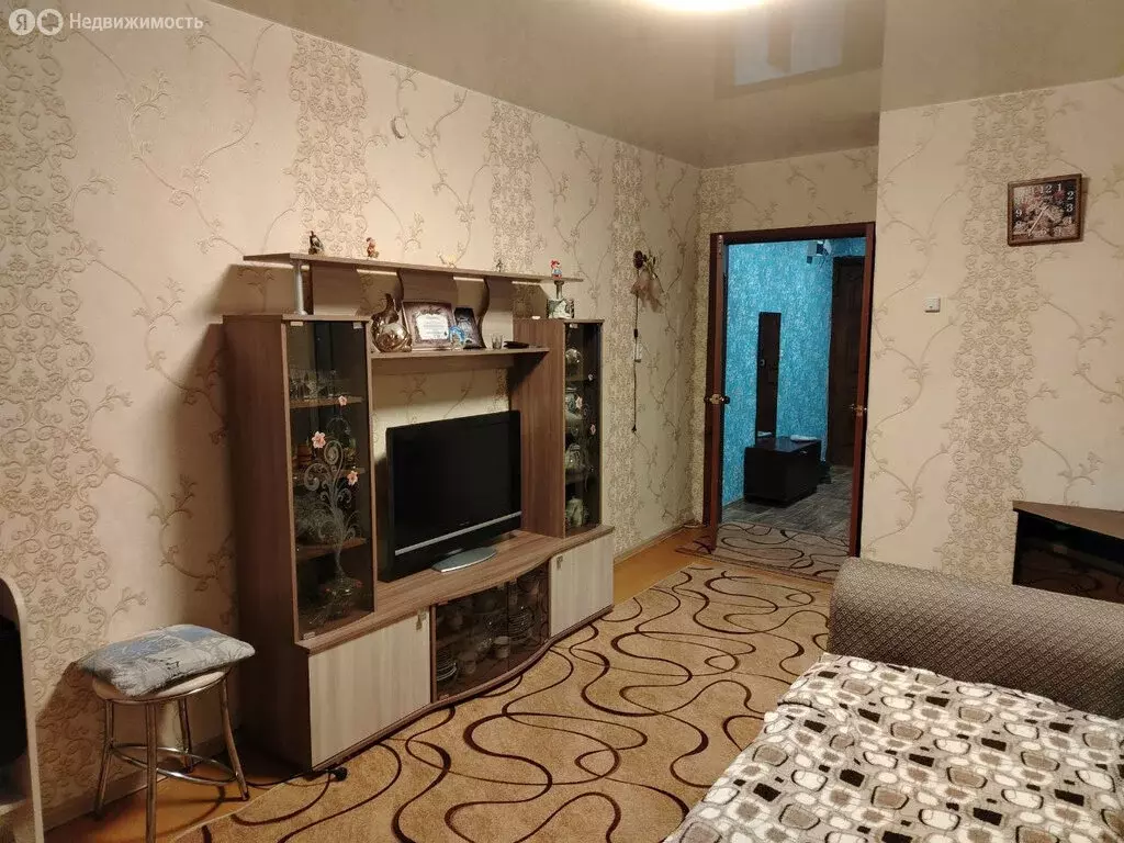 3-комнатная квартира: посёлок городского типа Пионерский, улица ... - Фото 2