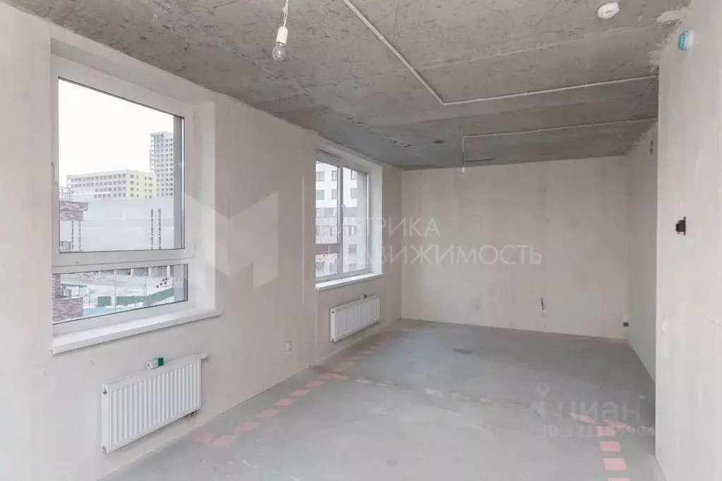 3-к кв. Тюменская область, Тюмень Харьковская ул., 72Б (65.7 м) - Фото 1