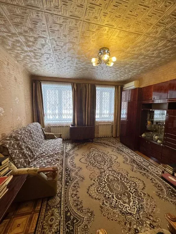 3-к кв. Волгоградская область, Волгоград ул. Лодыгина, 3 (68.6 м) - Фото 0