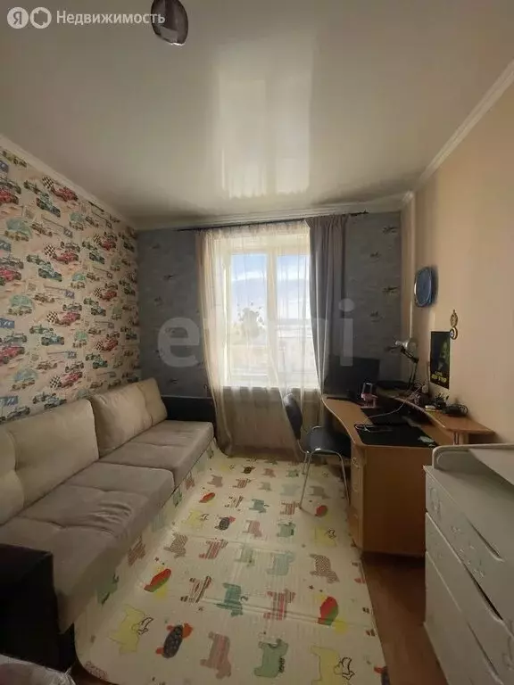 3-комнатная квартира: Сатка, улица Металлургов, 3 (78.2 м) - Фото 1