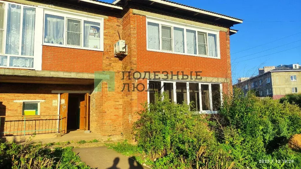 2-комнатная квартира: Вавож, улица Победы, 53 (56.3 м) - Фото 0