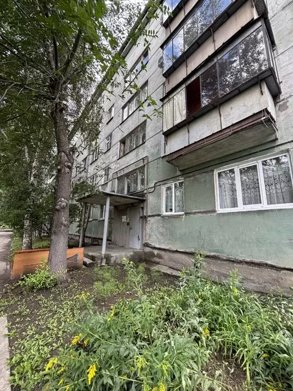 3-к кв. Челябинская область, Магнитогорск ул. Бахметьева, 3/1 (58.7 м) - Фото 1