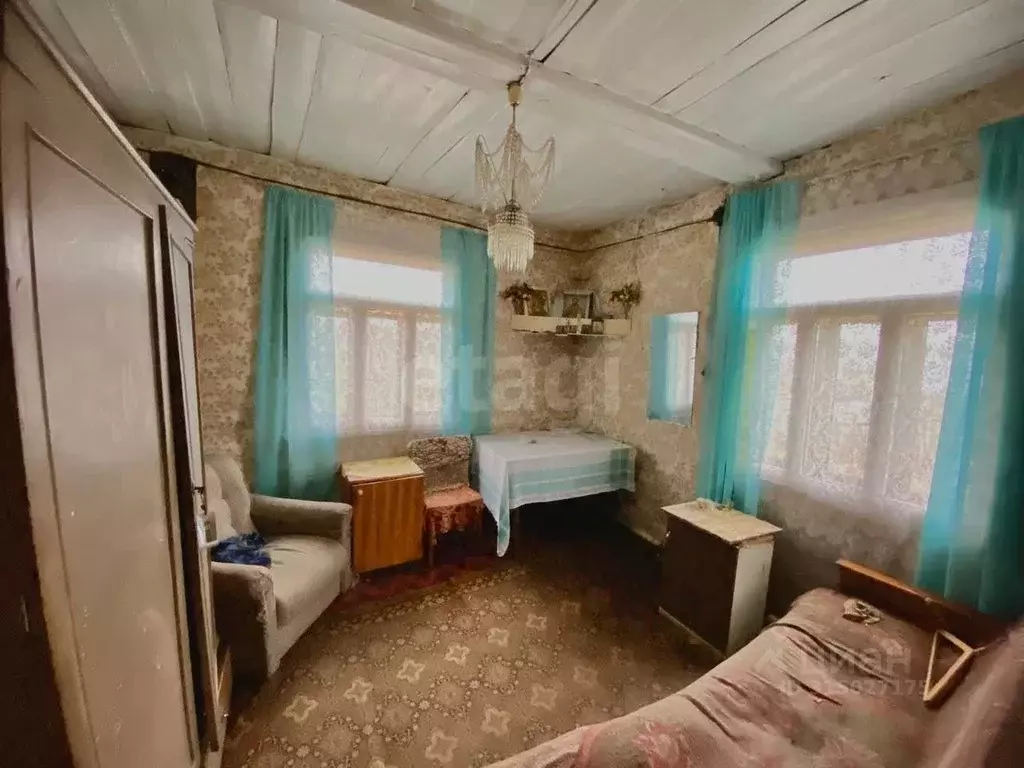 Дом в Псковская область, Печорский муниципальный округ, д. Лезги ... - Фото 1