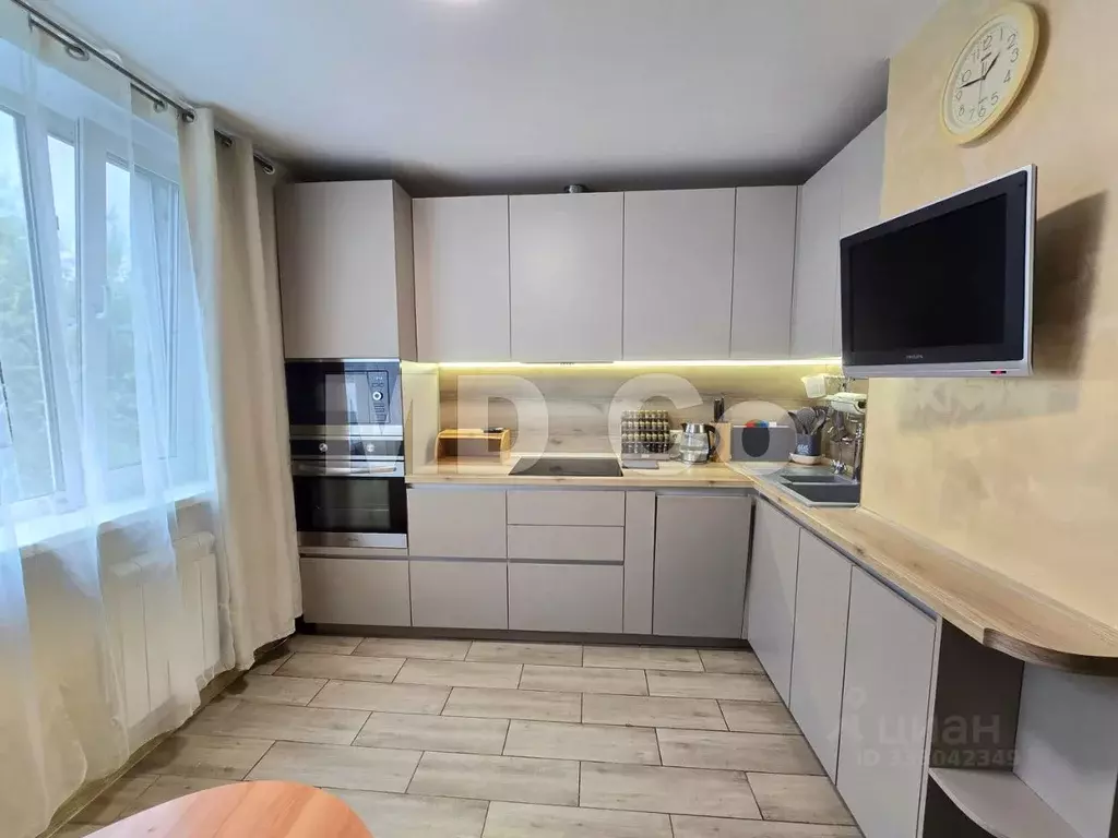3-к кв. Москва ул. Коштоянца, 10 (80.0 м) - Фото 2