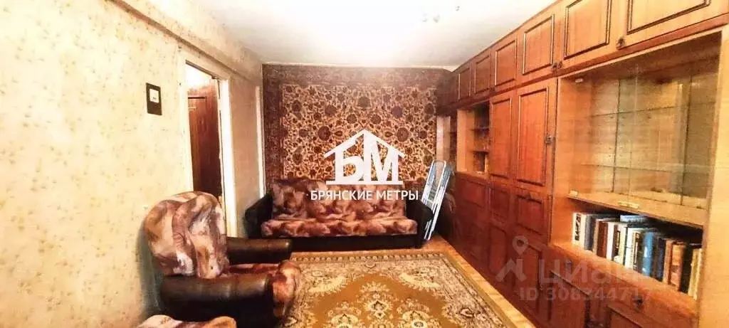 3-к кв. Брянская область, Брянск ул. Димитрова, 47 (55.0 м) - Фото 2