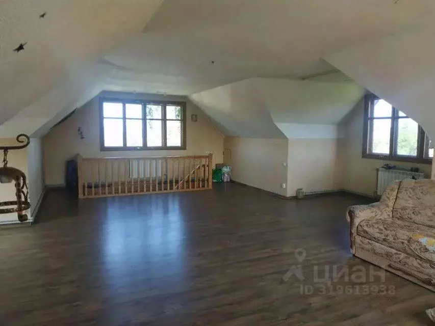 Дом в Ярославская область, Рыбинск ул. Сурикова, 40 (120 м) - Фото 0
