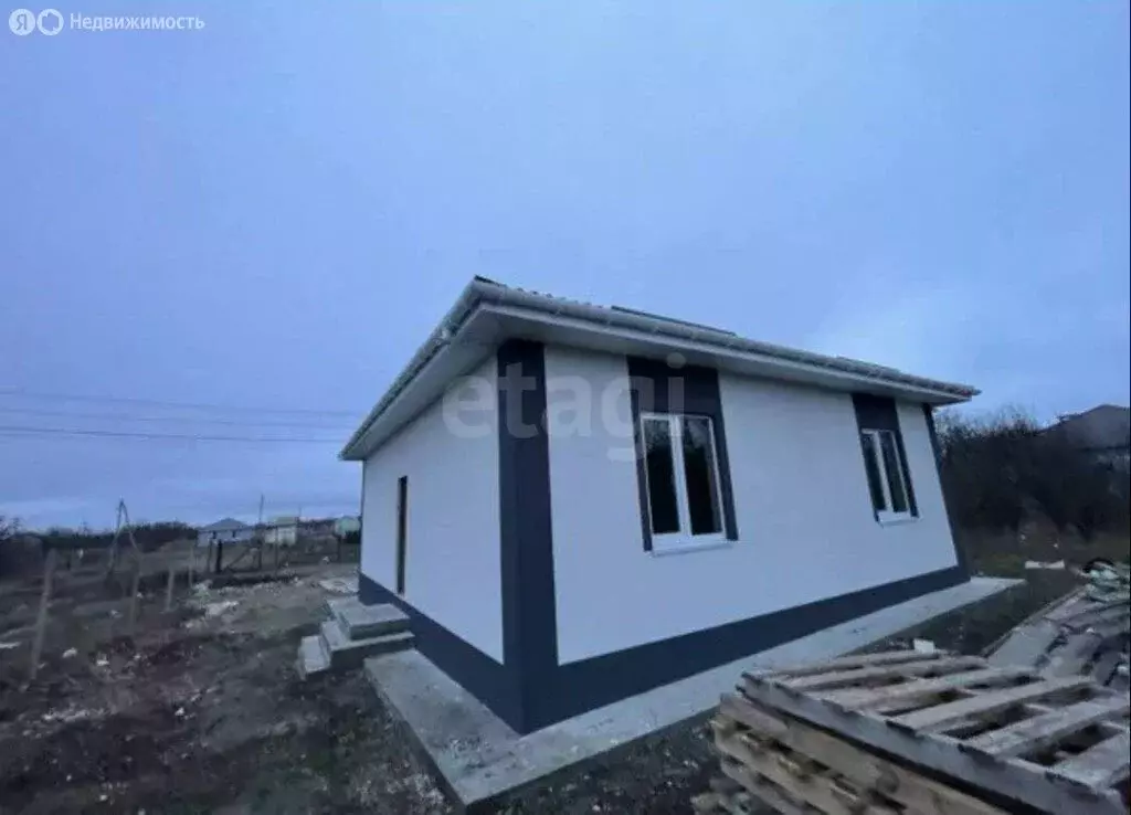 Дом в Симферопольский район, садовые участки 3-й массив, Огоньковая ... - Фото 2